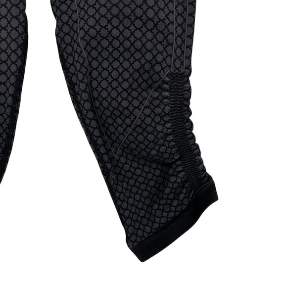 Lululemon In The Flow Crop II Black Gray Diamond Patterned Yoga Pants Size 10 - Picture 7 of 9